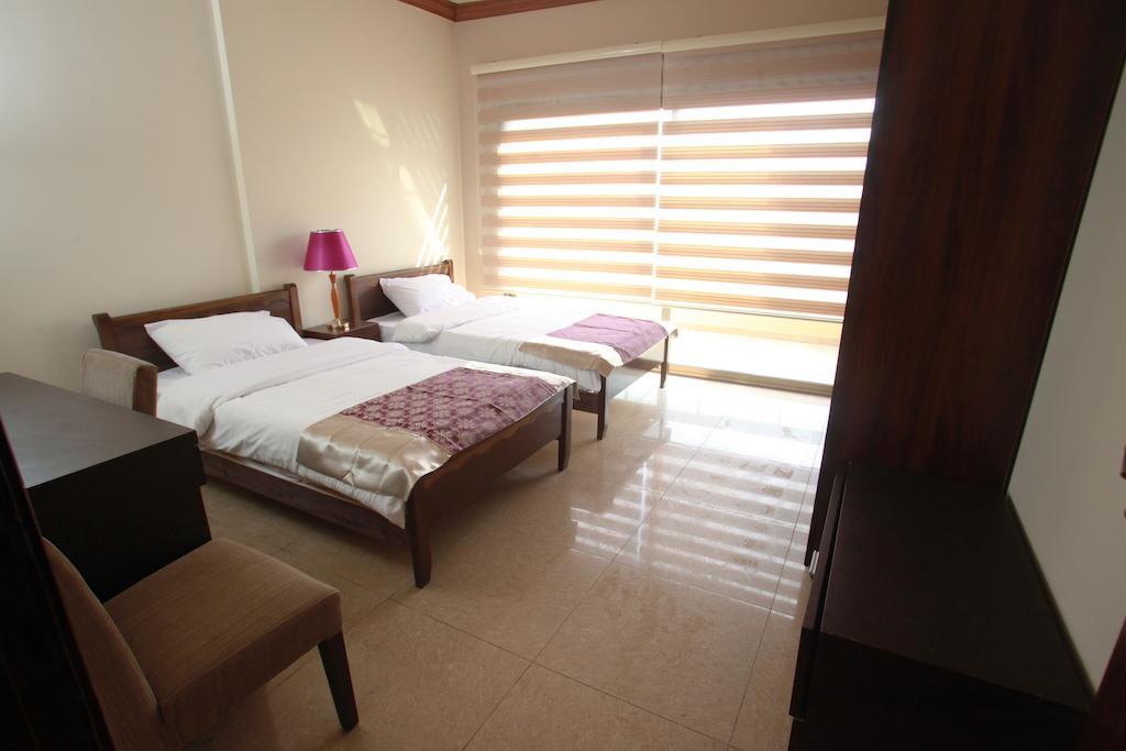 Silver Apartments Beirut Room photo